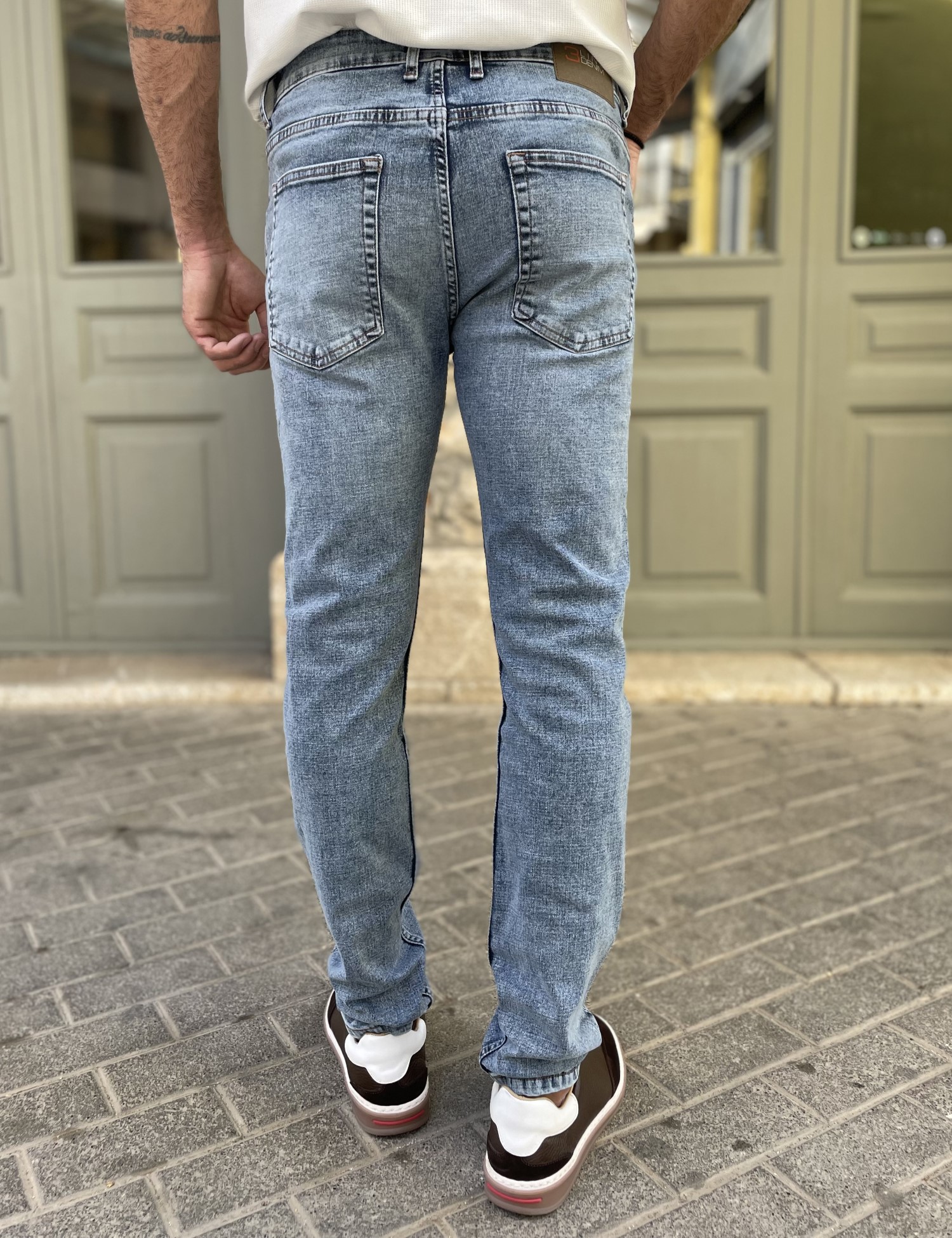 Ανδρικό μπλε χλώριο πεντάτσεπο τζιν παντελόνι ίσιο με κουμπιά 3LN1104 φωτογραφία